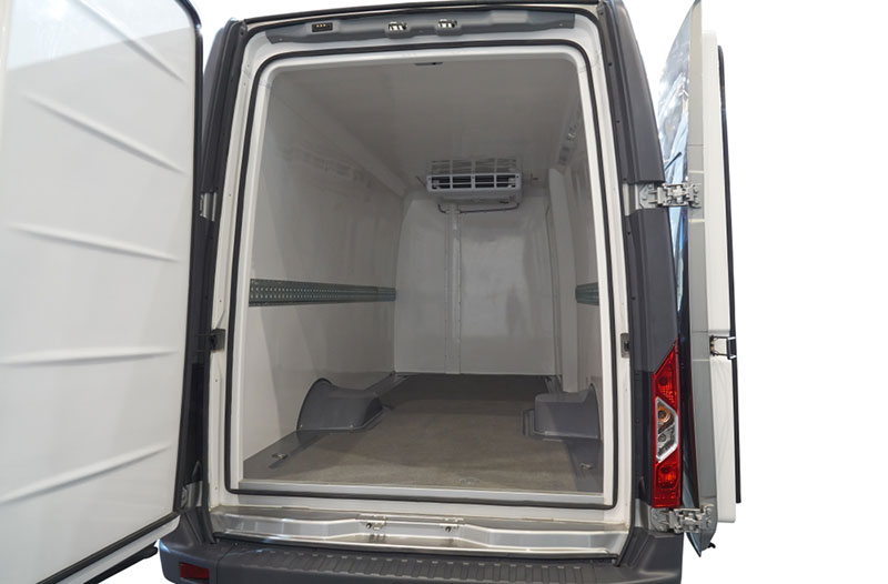 Confiez la réparation carrosserie de votre véhicule frigorifique et isotherme à votre carrossier frigorifique dans l'Oise 